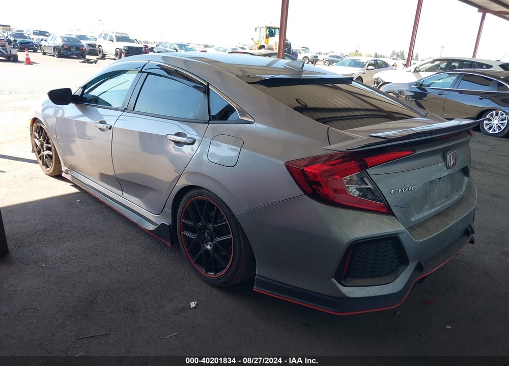 2018 HONDA CIVIC SI VIN: 2HGFC1E58JH707258