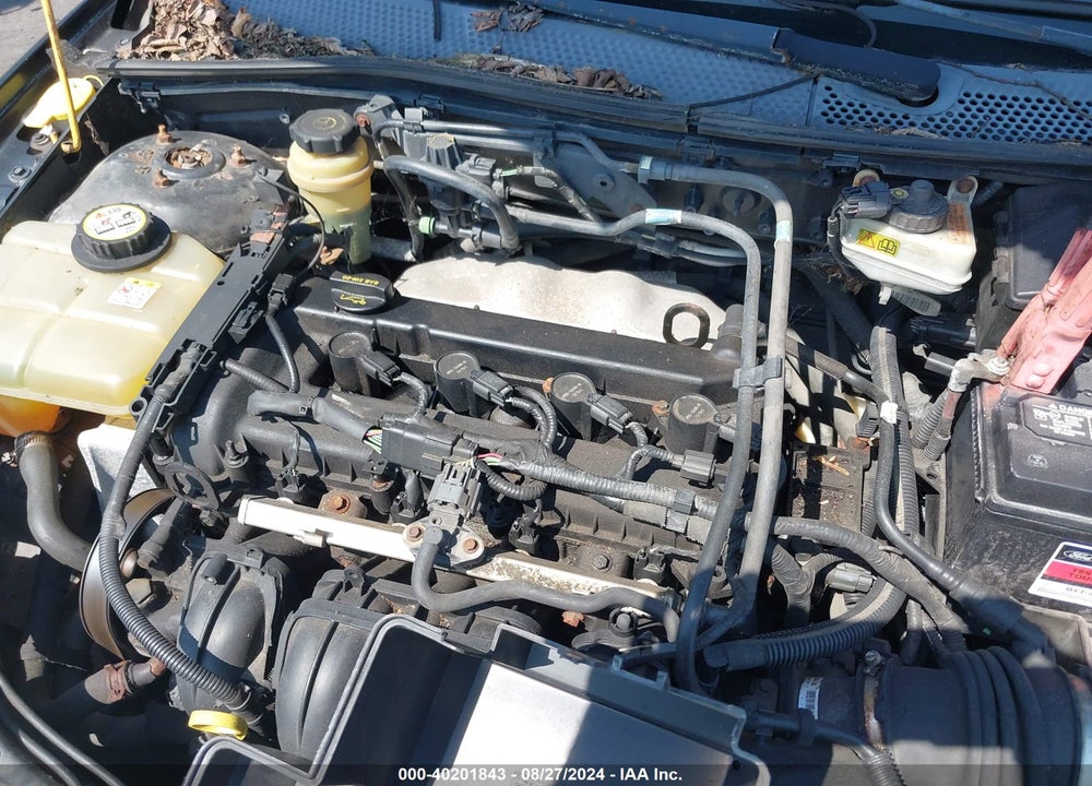 2005 FORD FOCUS ZX4 VIN: 1FAFP34N15W317972
