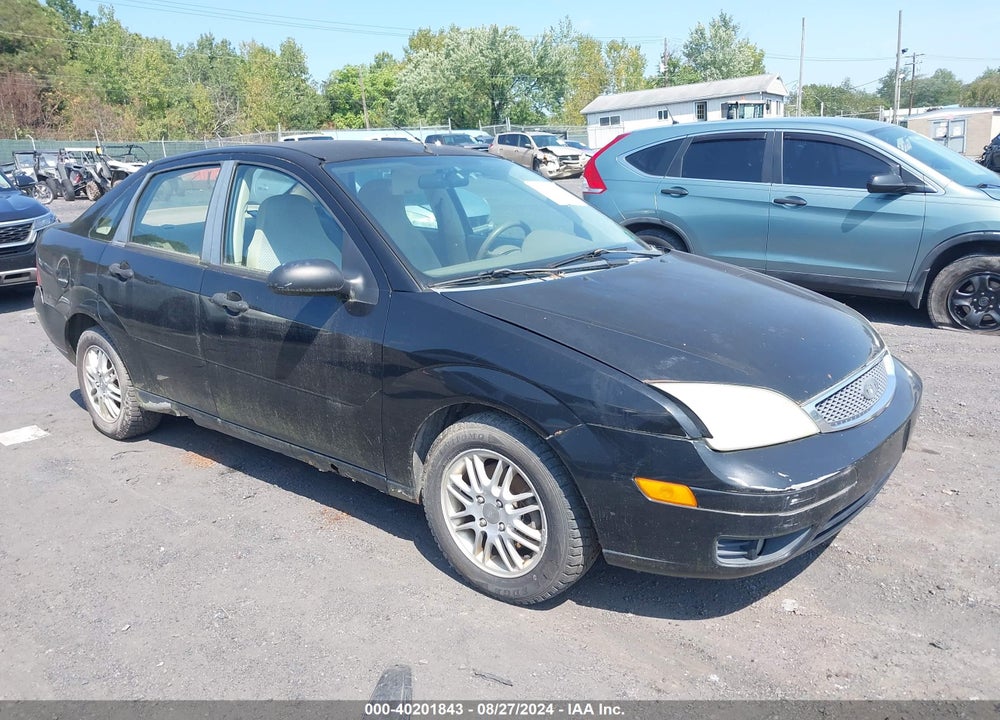 2005 FORD FOCUS ZX4 VIN: 1FAFP34N15W317972