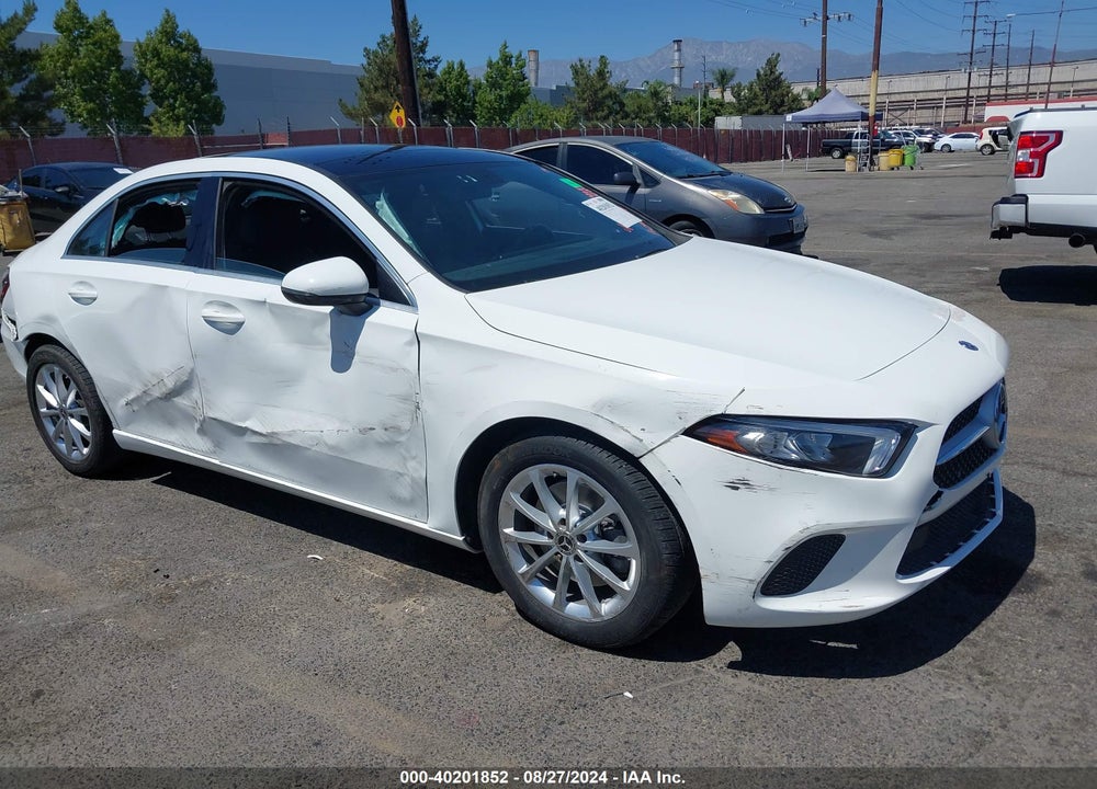 2019 MERCEDES-BENZ A 220 4MATIC VIN: WDD3G4FB1KW019574