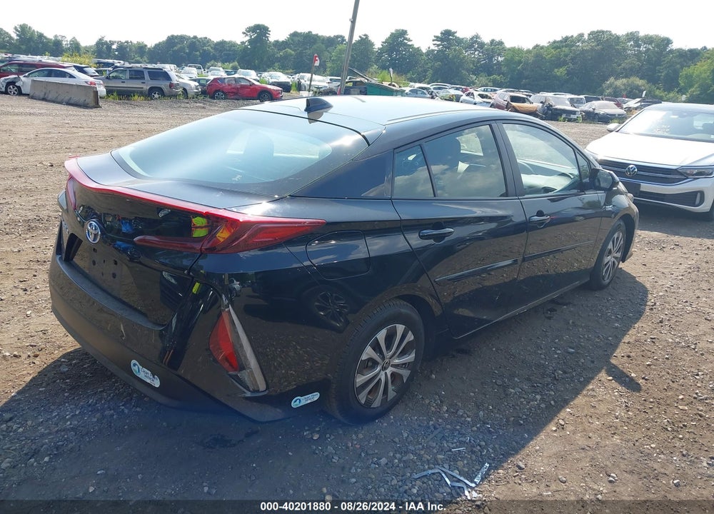2022 TOYOTA PRIUS PRIME LE VIN: JTDKAMFP7N3200610