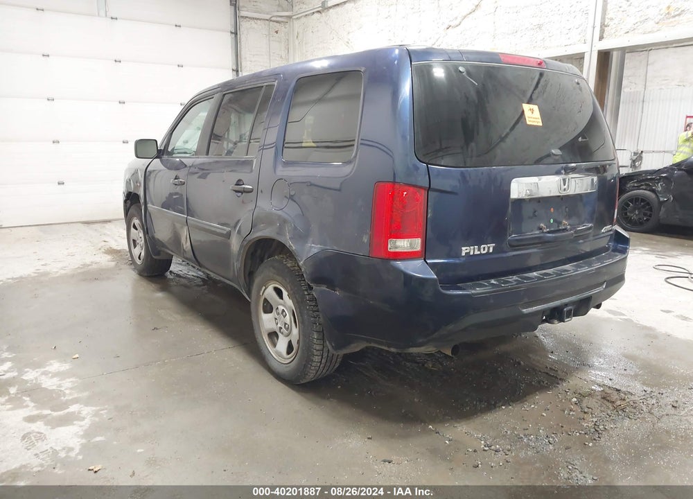 2014 HONDA PILOT LX VIN: 5FNYF4H26EB019918