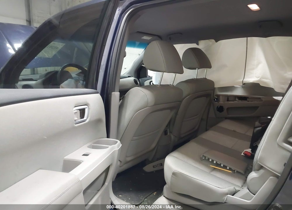 2014 HONDA PILOT LX VIN: 5FNYF4H26EB019918