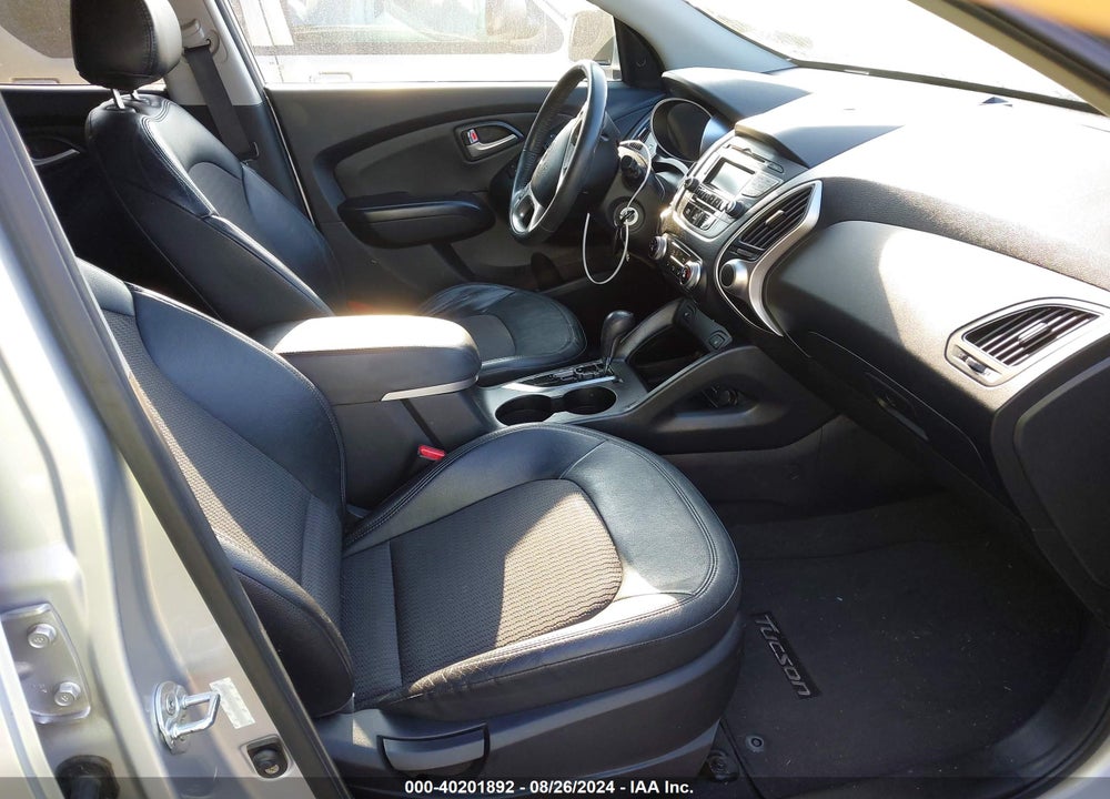2013 HYUNDAI TUCSON GLS VIN: KM8JU3AC2DU568098