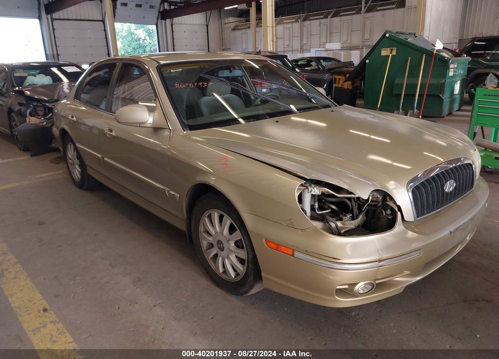 2004 HYUNDAI SONATA GLS/LX VIN: KMHWF35H24A932978