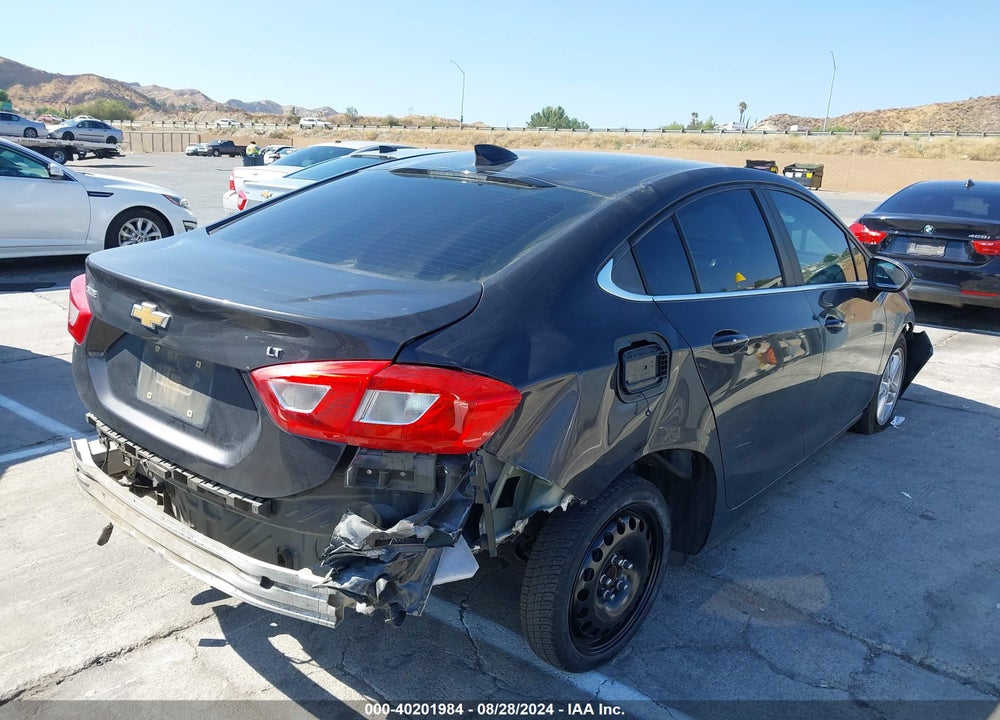 2017 CHEVROLET CRUZE LT AUTO VIN: 1G1BE5SMXH7154735