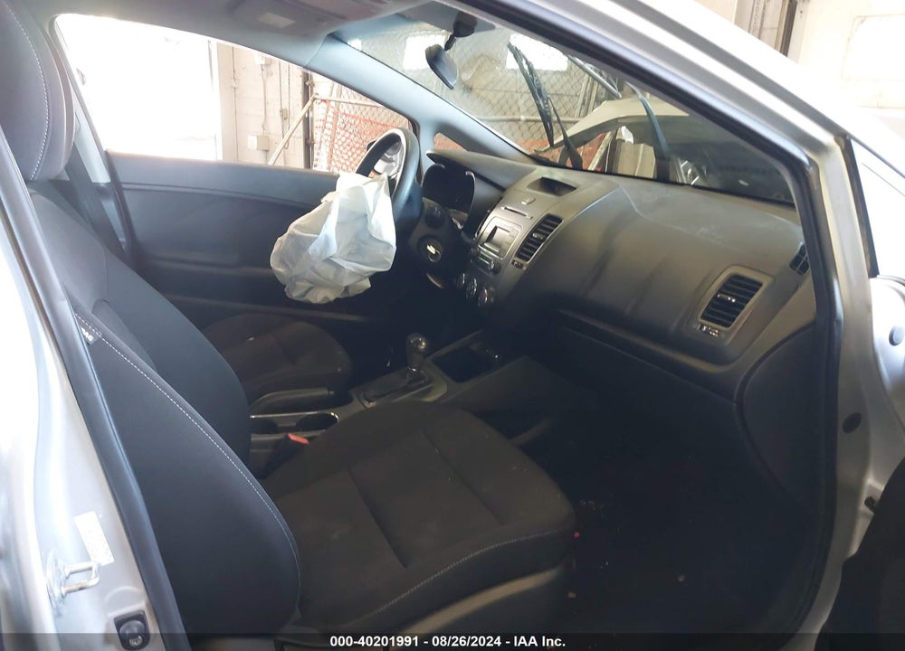 2016 KIA FORTE LX VIN: KNAFK4A61G5554530