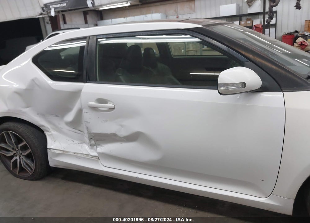 2014 SCION TC MONOGRAM VIN: JTKJF5C77E3085880