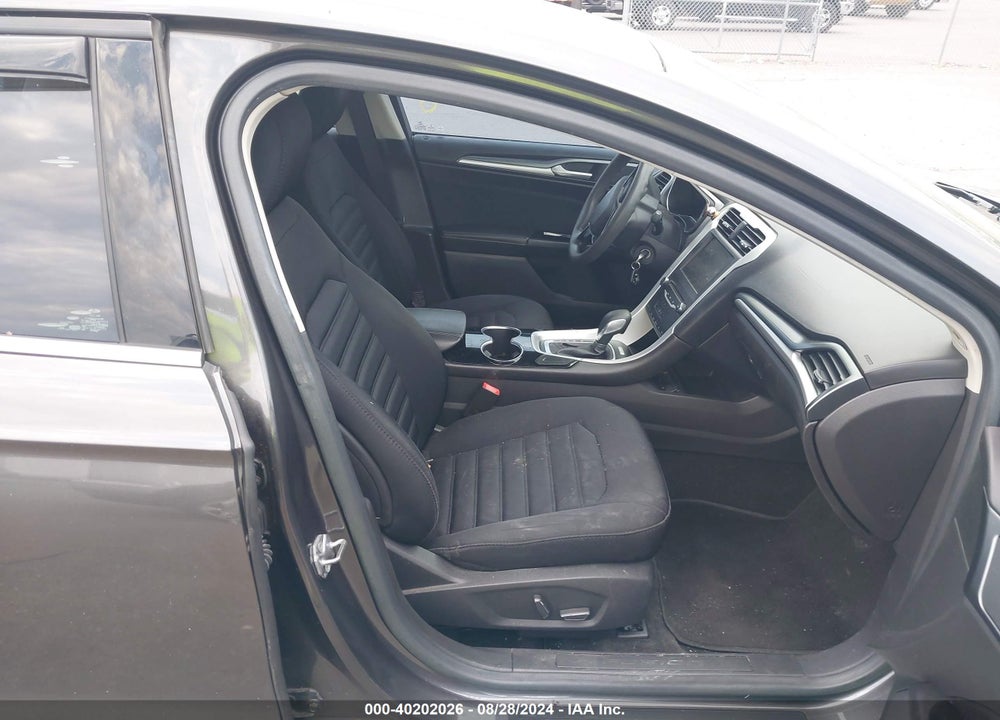 2015 FORD FUSION HYBRID SE VIN: 3FA6P0LU7FR254419
