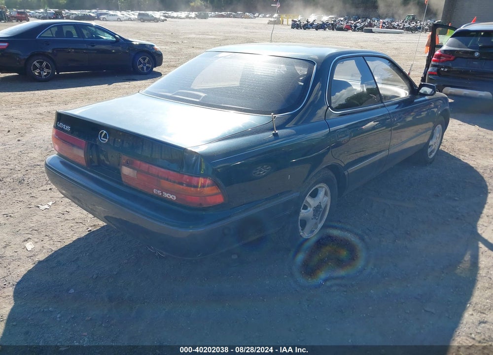 1993 LEXUS ES 300 VIN: JT8VK13T0P0218671