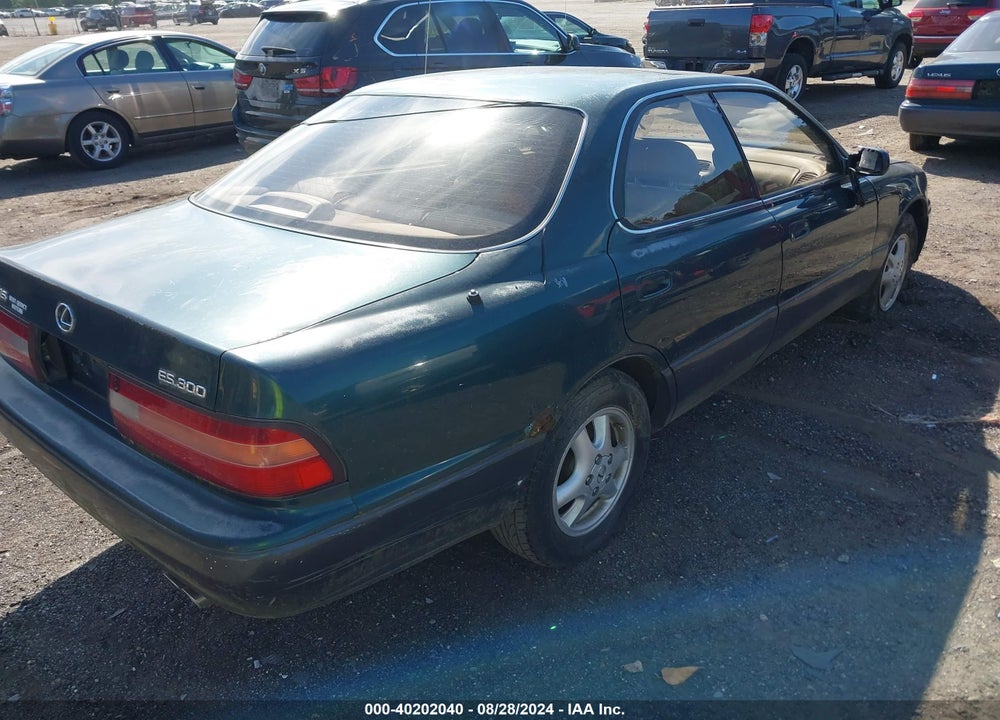 1996 LEXUS ES 300 VIN: JT8BF12G2T0149570