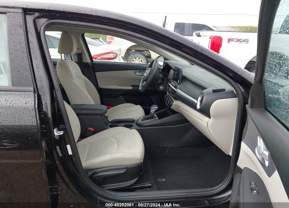 2023 KIA FORTE LXS VIN: 3KPF24AD5PE581123