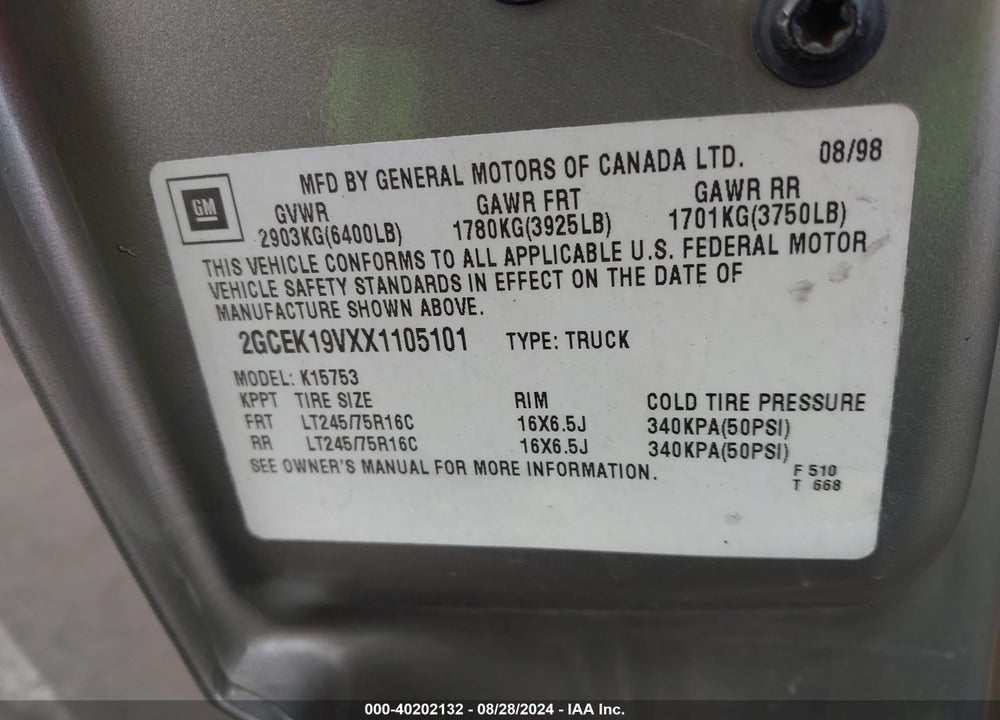 1999 CHEVROLET SILVERADO 1500 LS VIN: 2GCEK19VXX1105101
