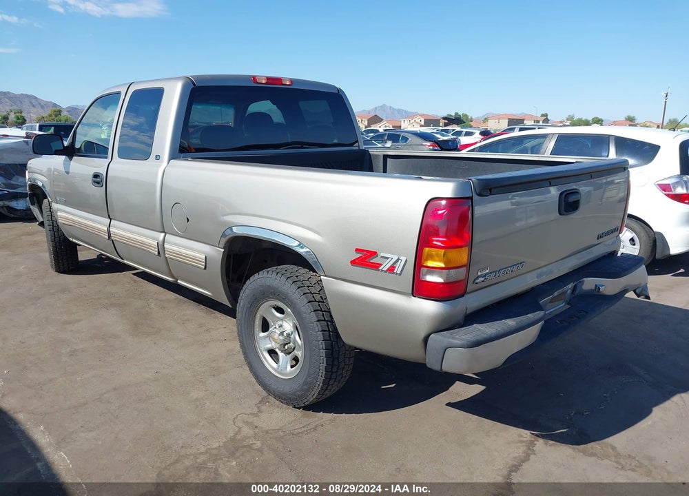 1999 CHEVROLET SILVERADO 1500 LS VIN: 2GCEK19VXX1105101