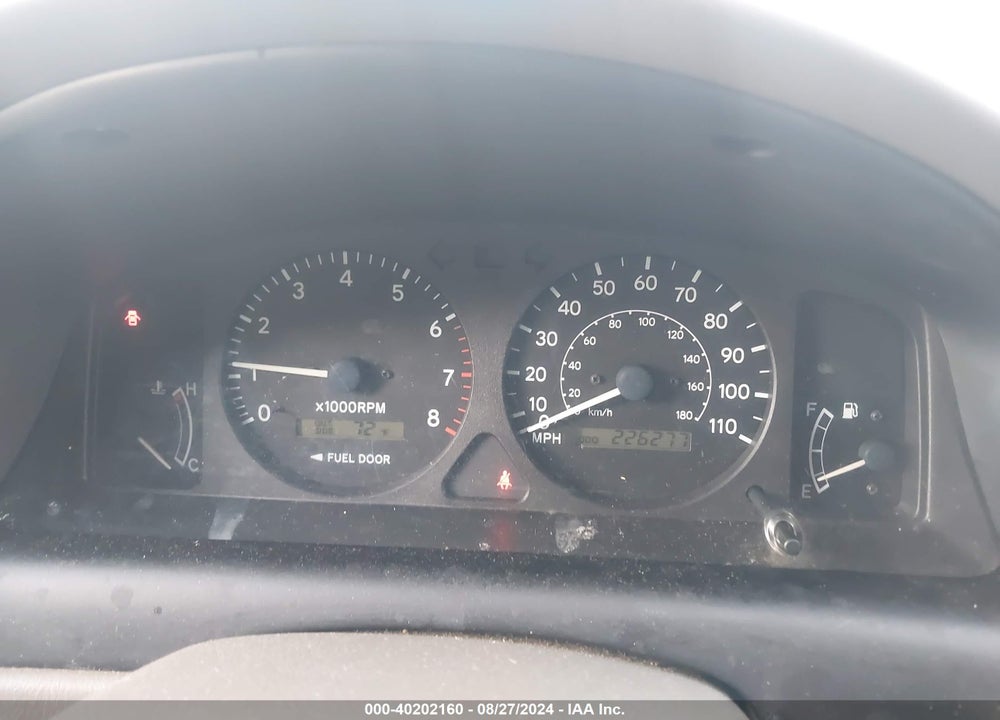 2002 TOYOTA COROLLA LE VIN: 2T1BR12E52C538280