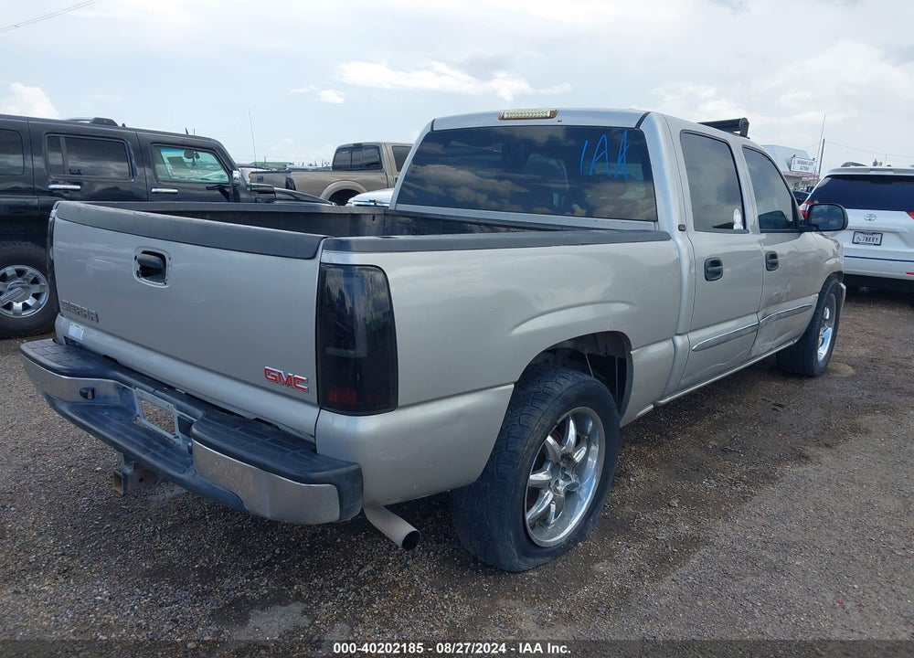 2006 GMC SIERRA 1500 SLT VIN: 2GTEC13T561212768