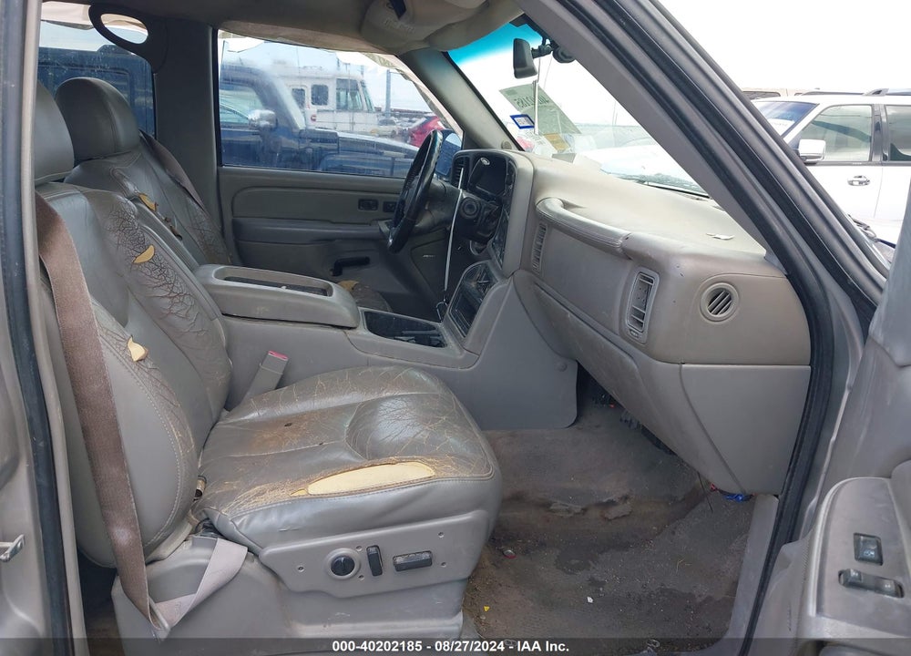 2006 GMC SIERRA 1500 SLT VIN: 2GTEC13T561212768