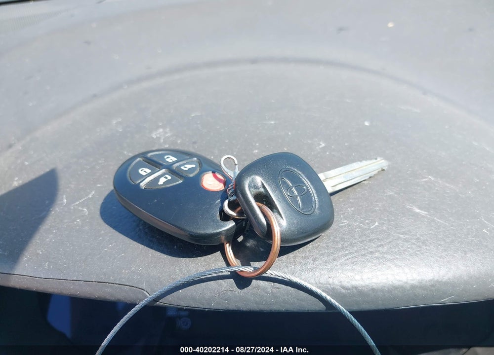 2008 TOYOTA SIENNA LE VIN: 5TDZK23C28S219120