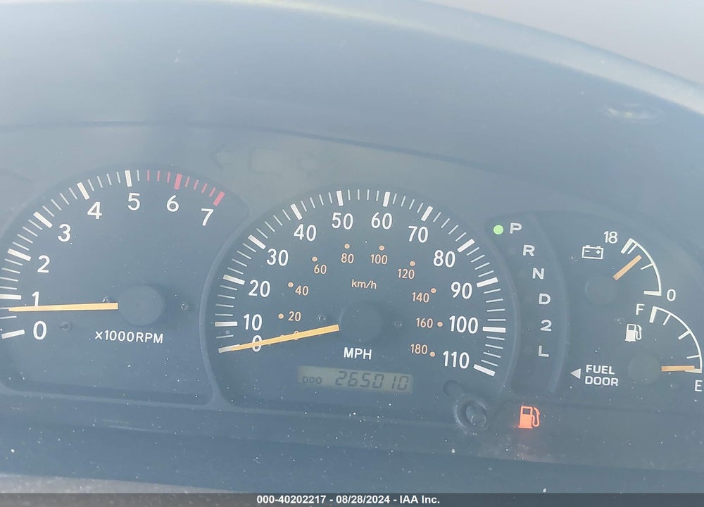 2002 TOYOTA TUNDRA LTD V8 VIN: 5TBRT38152S270783