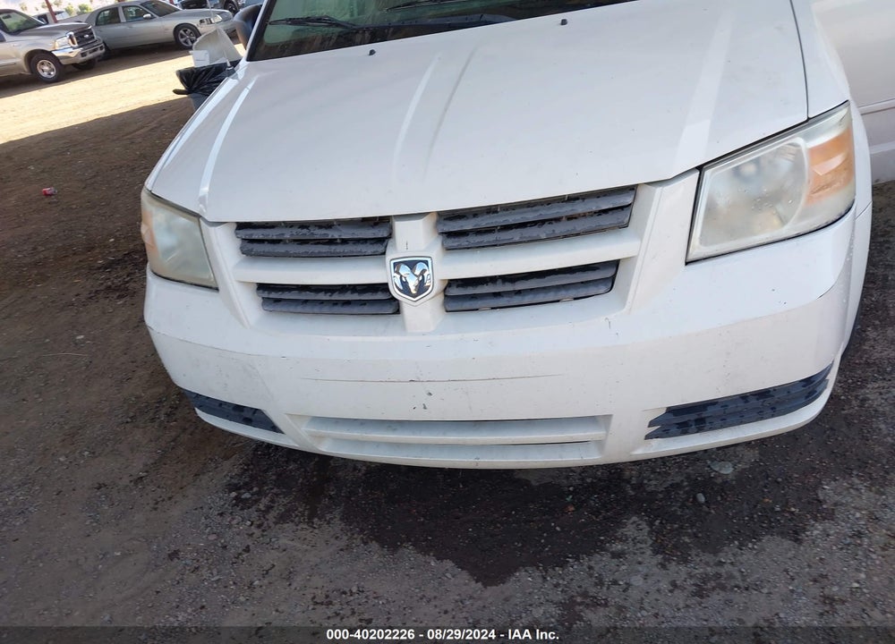 2010 DODGE GRAND CARAVAN VIN: 2D4RN4DE5AR121204