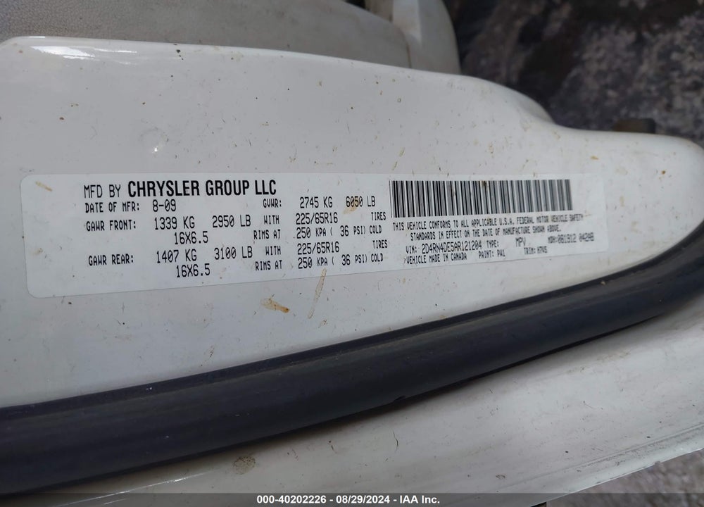 2010 DODGE GRAND CARAVAN VIN: 2D4RN4DE5AR121204