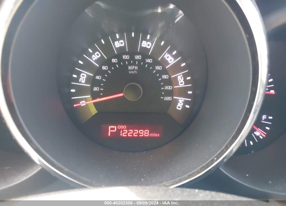 2011 KIA SOUL VIN: KNDJT2A26B7328072