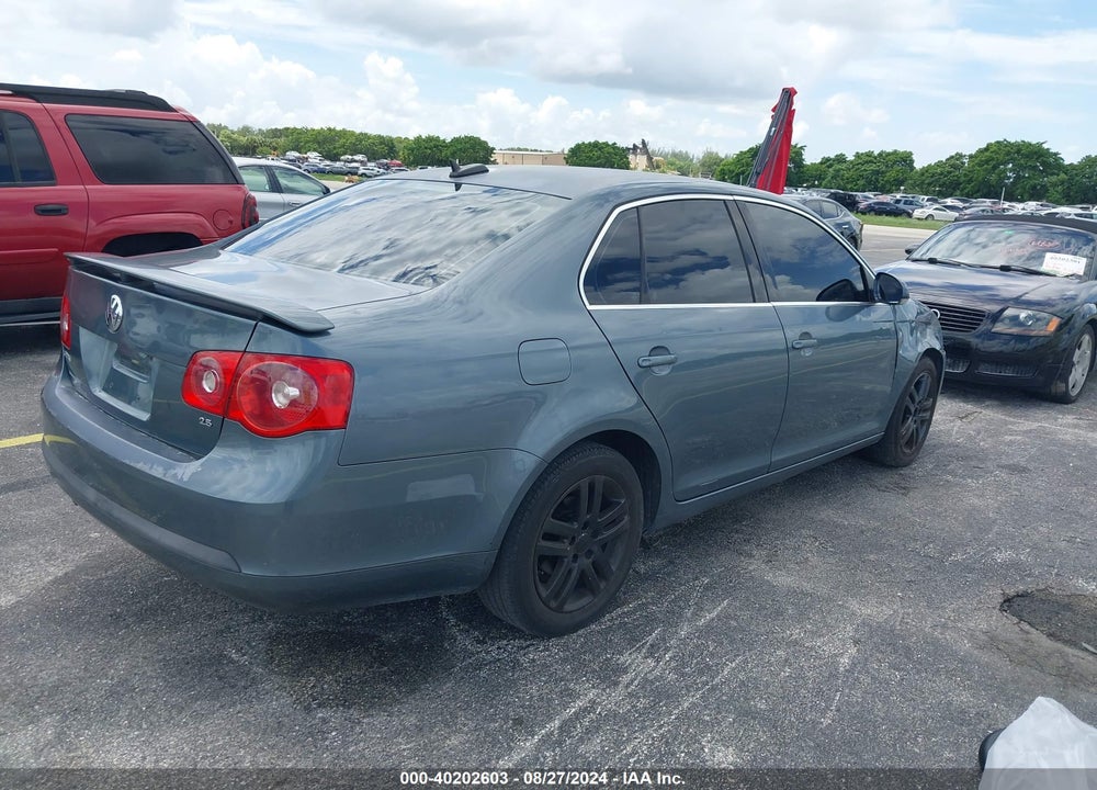 2006 VOLKSWAGEN JETTA 2.5 VIN: 3VWSF81K06M680927