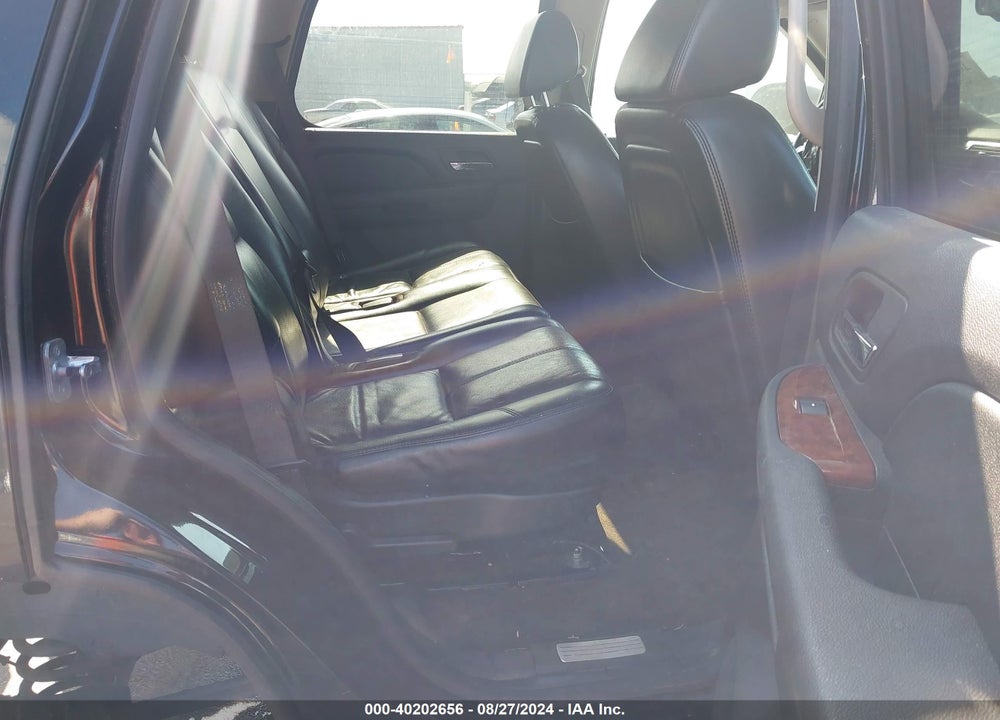2007 CHEVROLET TAHOE VIN: 1GNFK13077J217532