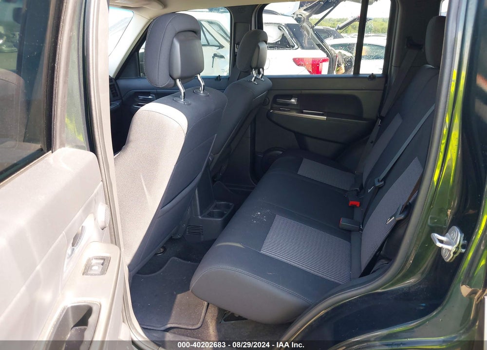 2011 JEEP LIBERTY RENEGADE VIN: 1J4PN3GK7BW506069