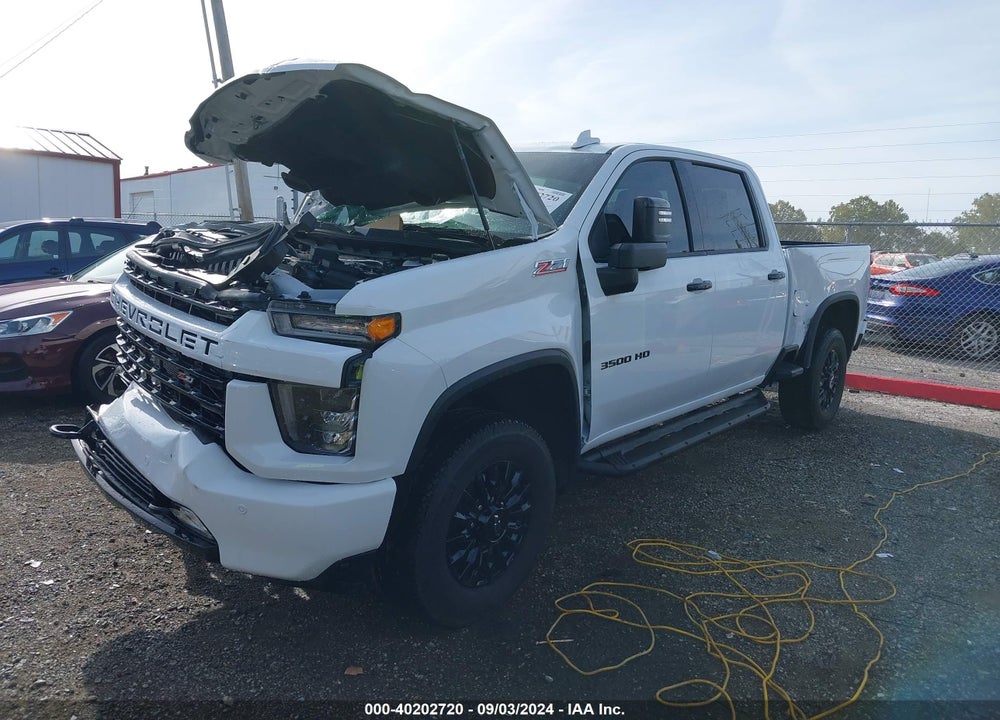 2022 CHEVROLET SILVERADO 3500HD 4WD  STANDARD BED LTZ VIN: 1GC4YUEY4NF337727