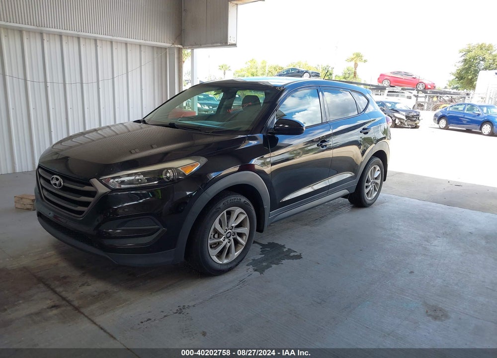 2016 HYUNDAI TUCSON SE VIN: KM8J23A49GU148714