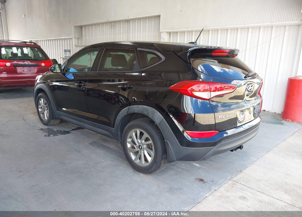 2016 HYUNDAI TUCSON SE VIN: KM8J23A49GU148714