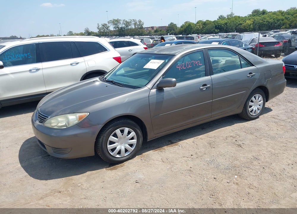 2005 TOYOTA CAMRY LE VIN: 4T1BE32K15U500268