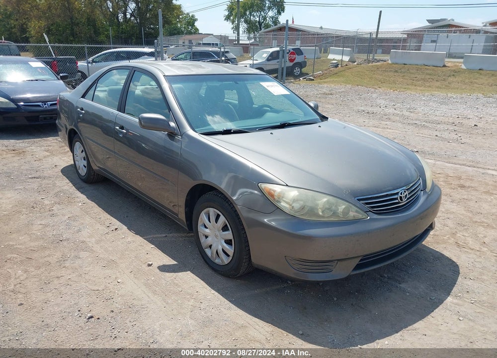 2005 TOYOTA CAMRY LE VIN: 4T1BE32K15U500268
