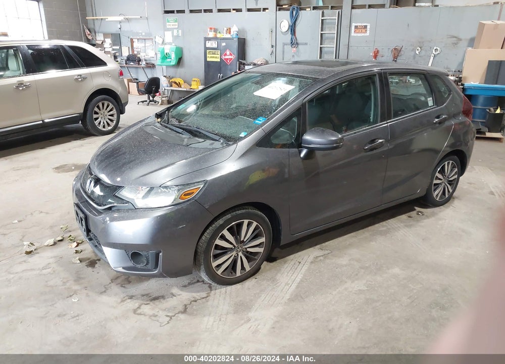 2015 HONDA FIT VIN: 3HGGK5H81FM743368