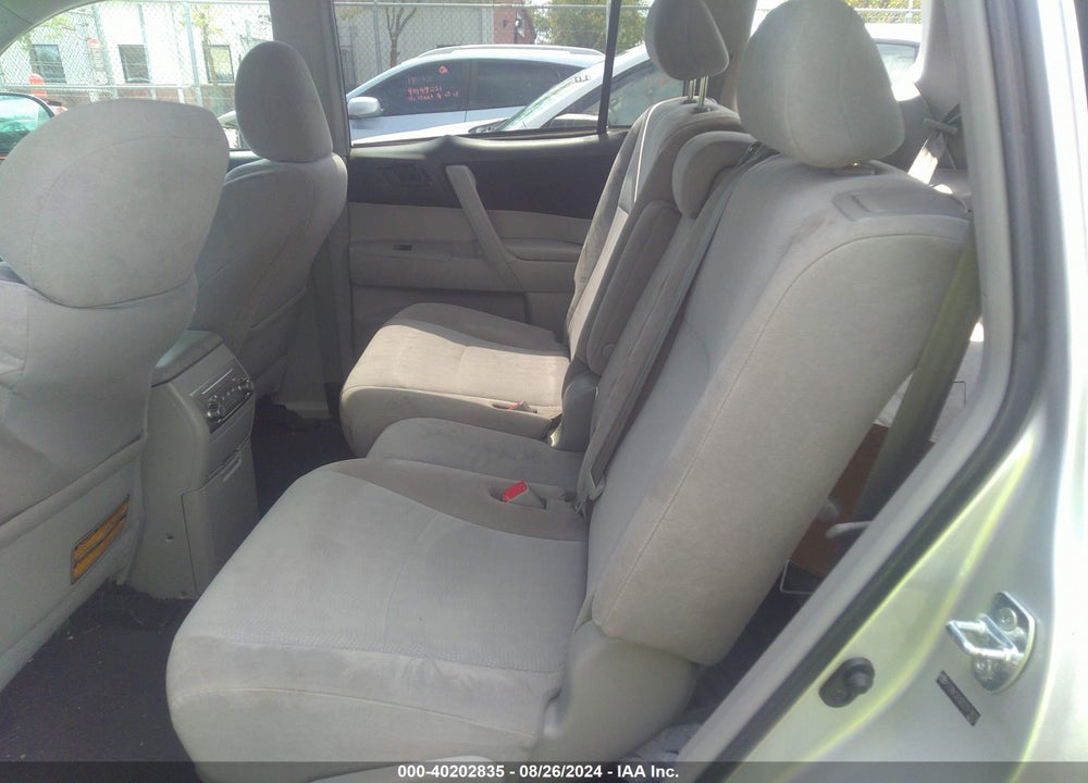 2012 TOYOTA HIGHLANDER BASE V6 VIN: 5TDBK3EH2CS171823