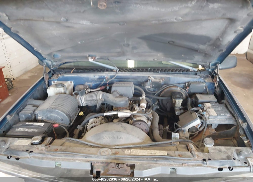 1998 CHEVROLET K1500 FLEETSIDE VIN: 2GCEK19R6W1220053