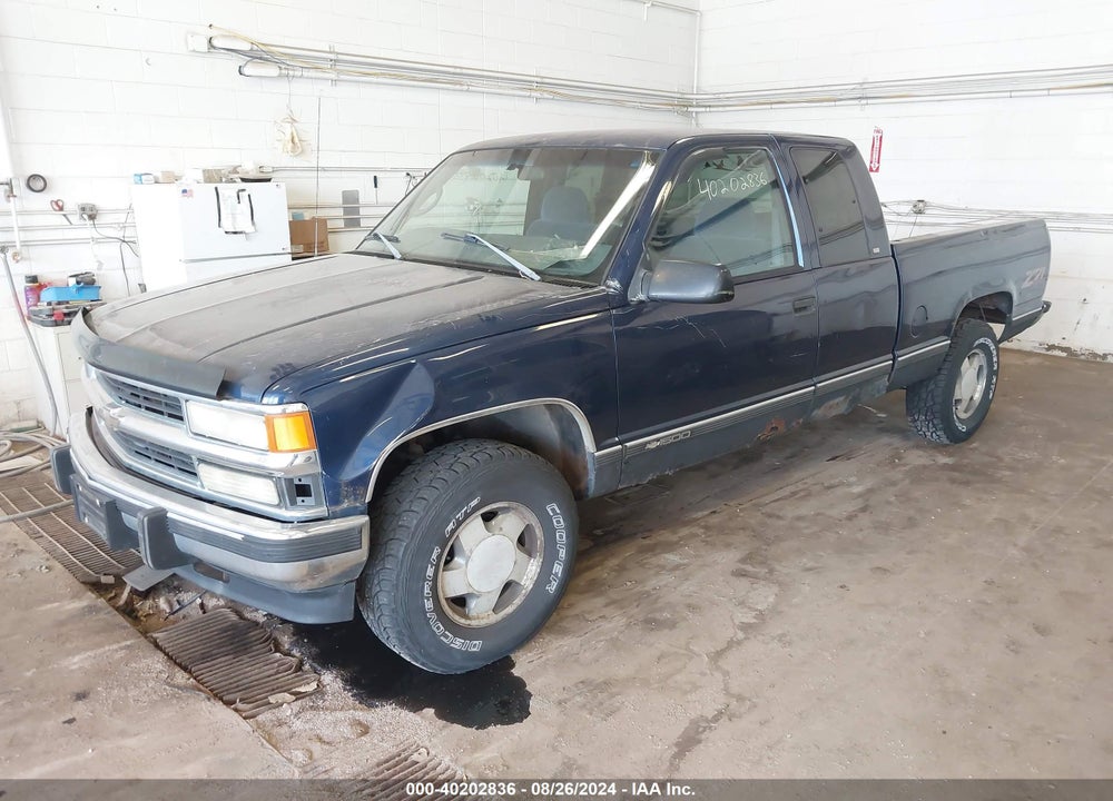 1998 CHEVROLET K1500 FLEETSIDE VIN: 2GCEK19R6W1220053