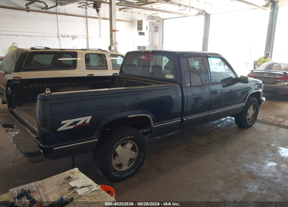 1998 CHEVROLET K1500 FLEETSIDE VIN: 2GCEK19R6W1220053