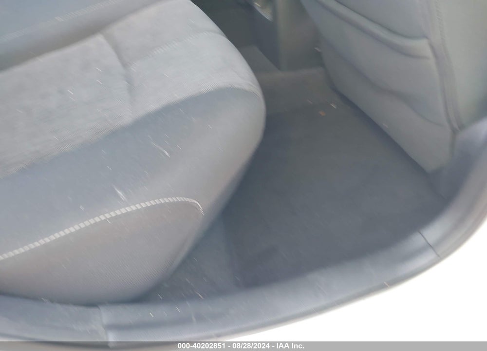 2015 NISSAN SENTRA SV VIN: 3N1AB7AP6FY344856