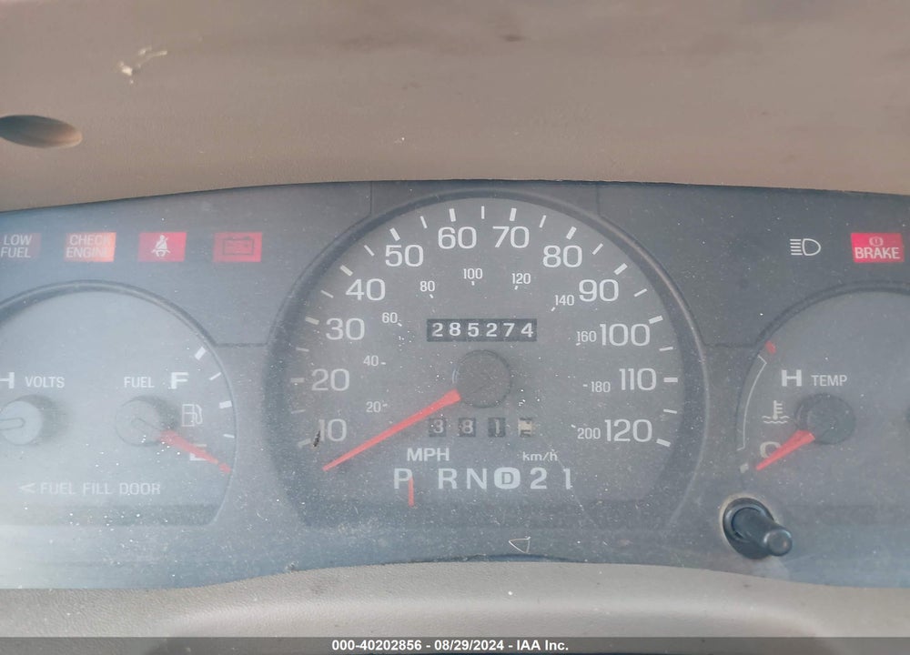 2004 MERCURY GRAND MARQUIS LS VIN: 2MEFM75W94X638709
