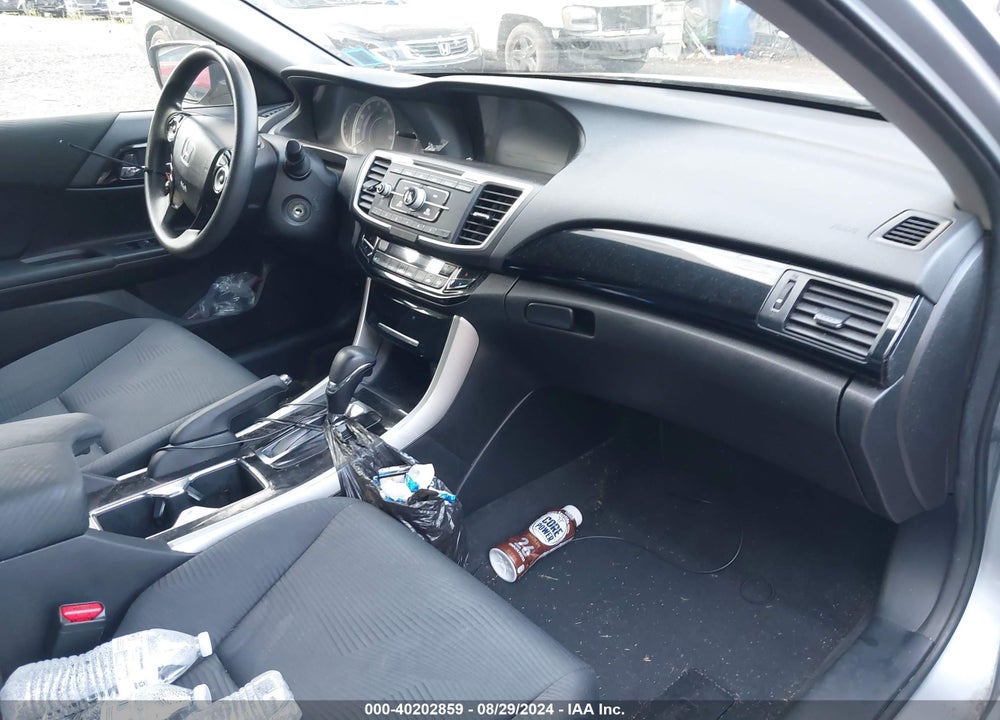 2017 HONDA ACCORD LX VIN: 1HGCR2F33HA086279