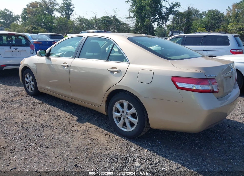 2011 TOYOTA CAMRY LE VIN: 4T1BF3EK8BU160329