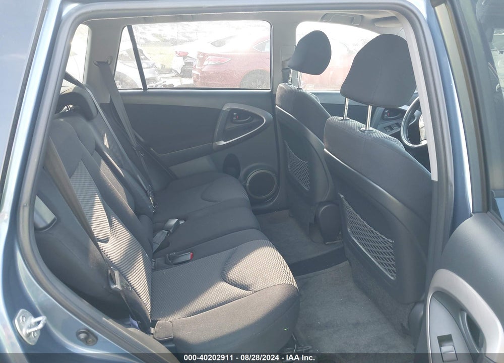2006 TOYOTA RAV4 SPORT VIN: JTMBD32V165004075