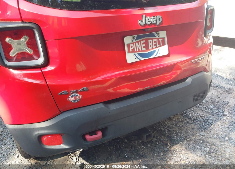 2015 JEEP RENEGADE TRAILHAWK VIN: ZACCJBCT7FPB39394