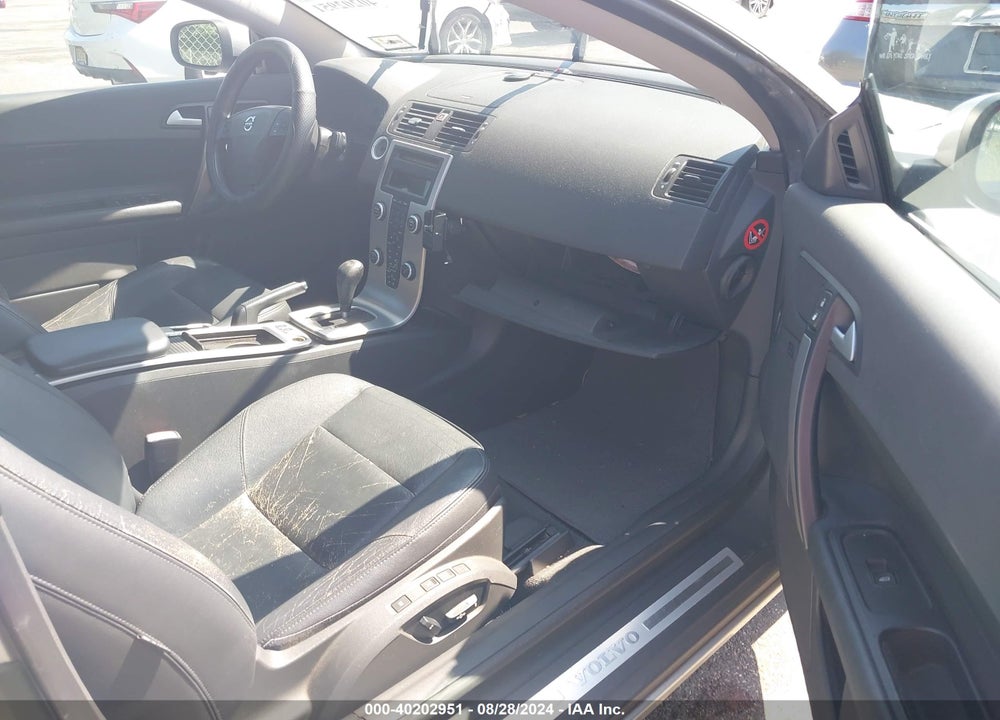 2008 VOLVO C70 T5 VIN: YV1MC67208J043627