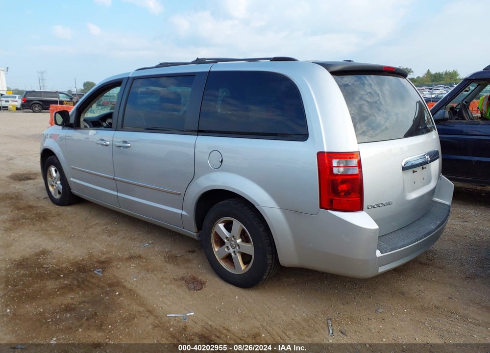 2010 DODGE GRAND CARAVAN SXT VIN: 2D4RN5D1XAR317481