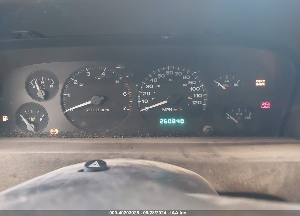 1999 JEEP GRAND CHEROKEE LAREDO VIN: 1J4GW58S3XC679538