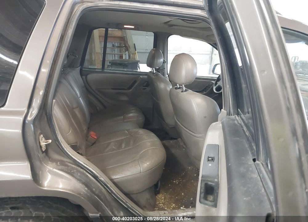 1999 JEEP GRAND CHEROKEE LAREDO VIN: 1J4GW58S3XC679538