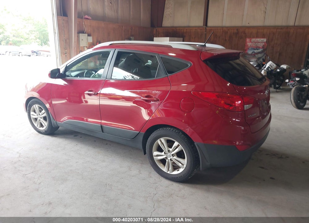 2012 HYUNDAI TUCSON GLS VIN: KM8JUCAC8CU456498